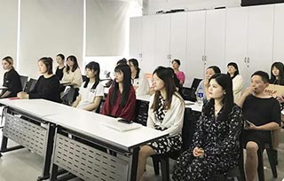 CLASSROOM | 開學(xué)第一周就“亂了亂了”