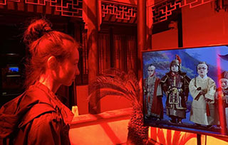 預(yù)科開(kāi)學(xué)第一課 | 美術(shù)館、旅游大巴、微信群，藝術(shù)課無(wú)處不在！
